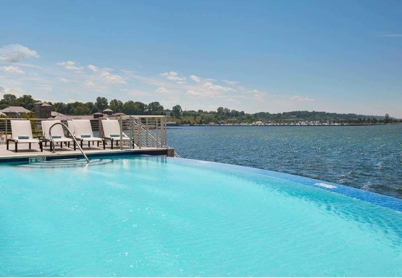 Courtyard By Marriott Erie Bayfront Hotel Eksteriør billede