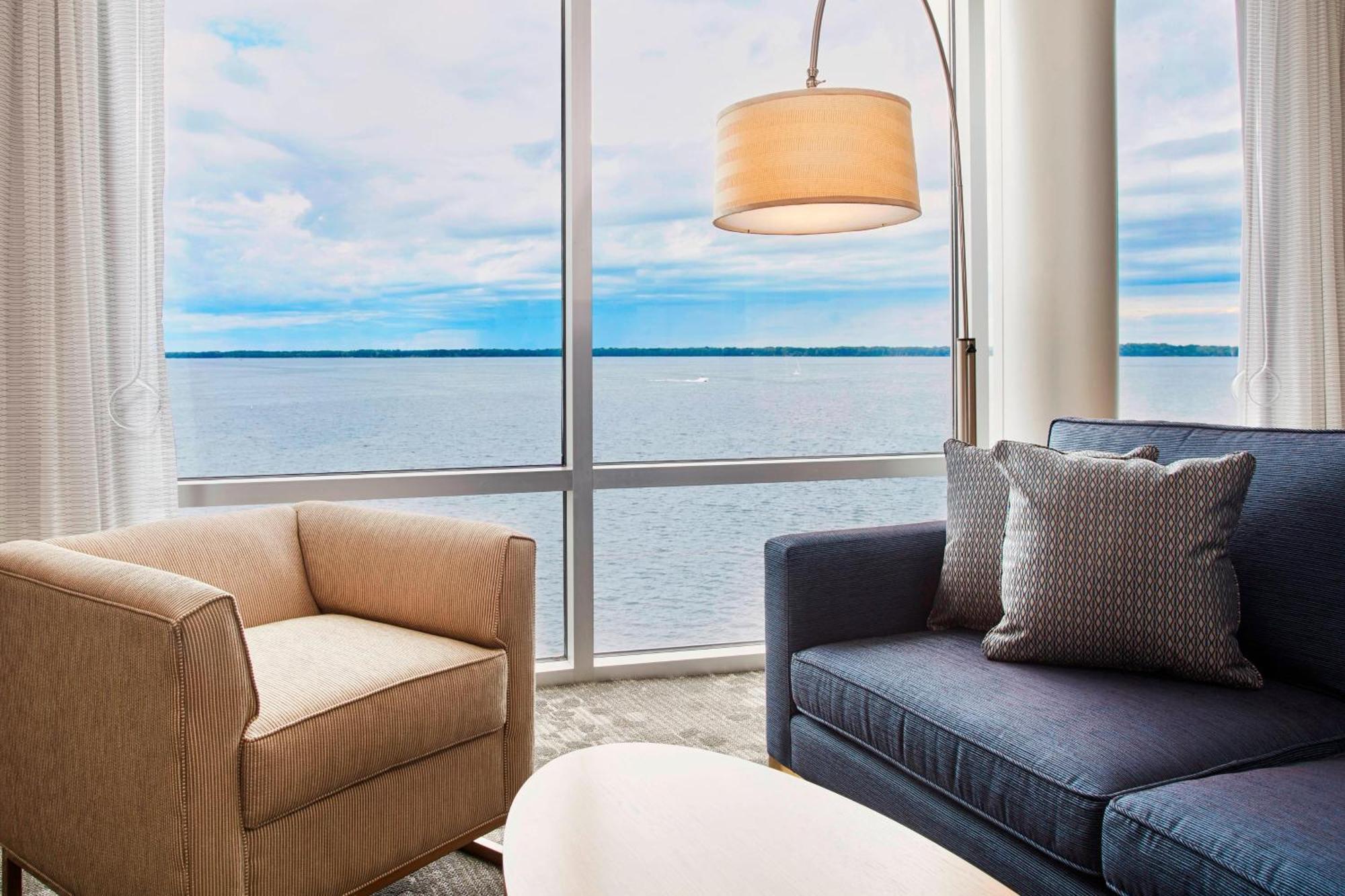 Courtyard By Marriott Erie Bayfront Hotel Eksteriør billede