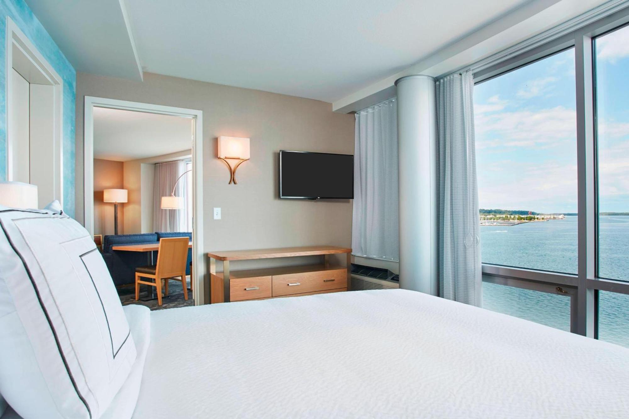 Courtyard By Marriott Erie Bayfront Hotel Eksteriør billede