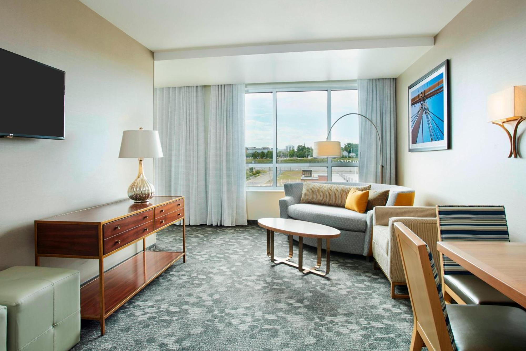 Courtyard By Marriott Erie Bayfront Hotel Eksteriør billede