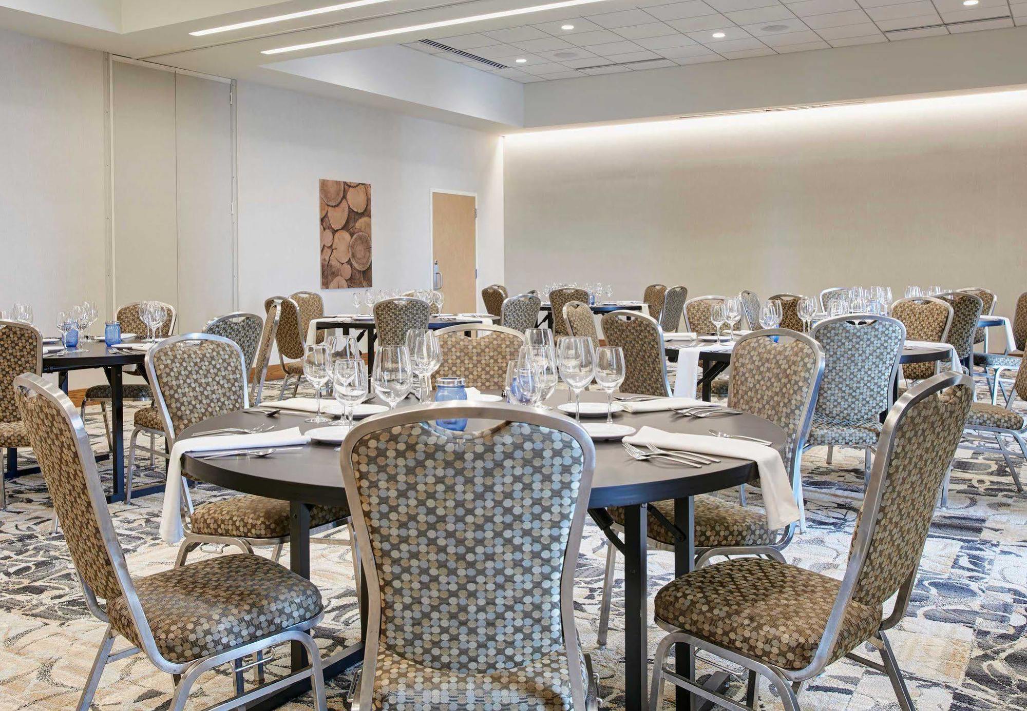 Courtyard By Marriott Erie Bayfront Hotel Eksteriør billede